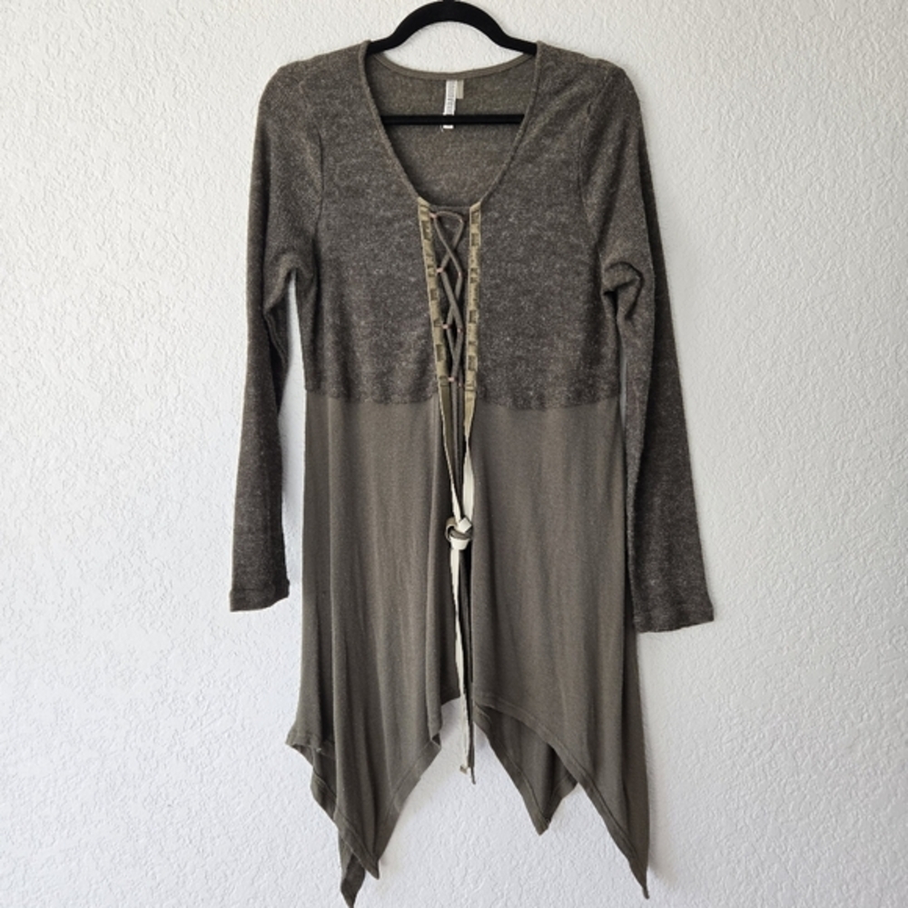Monoreno‎ Olive Green Lace Up Sharkbite Tunic Top Velvet Trim Long Sleeve Small